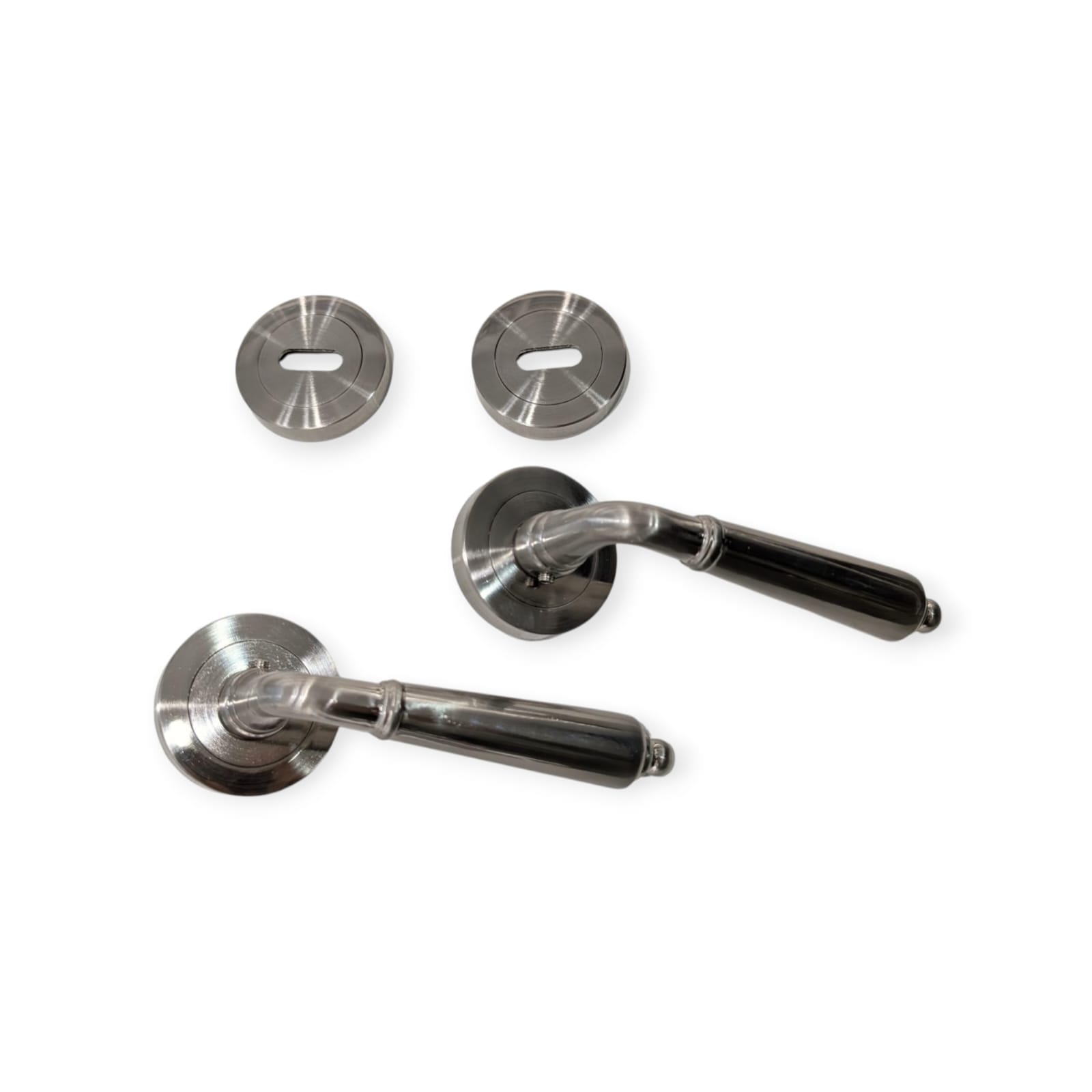 WhatsApp Image 2025-05-23 at 17.23.00