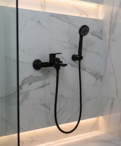 Griferia Ducha Baño Monocomando Externa Linea Rio Negro Mate